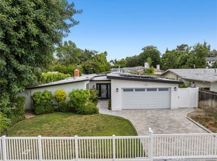 5436 Royer Ave, Woodland Hills, CA 91367
