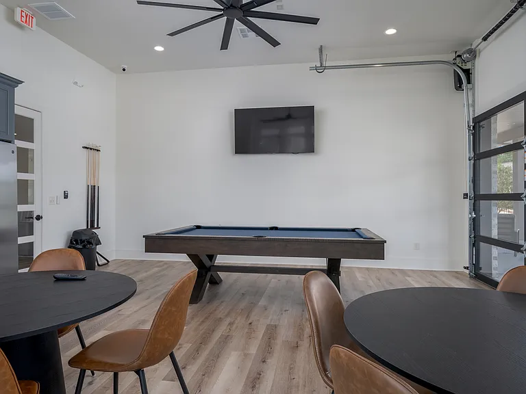 820 Stonebrook Ln — Photo 30