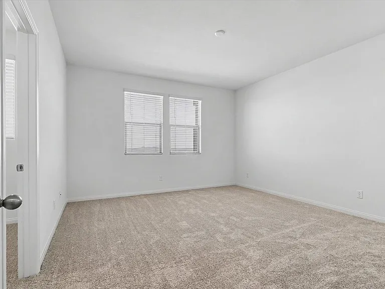 72 Hornbeck Ln — Photo 23