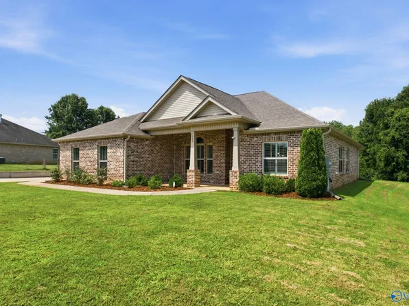 169 Andover Ln, Huntsville, AL 35811