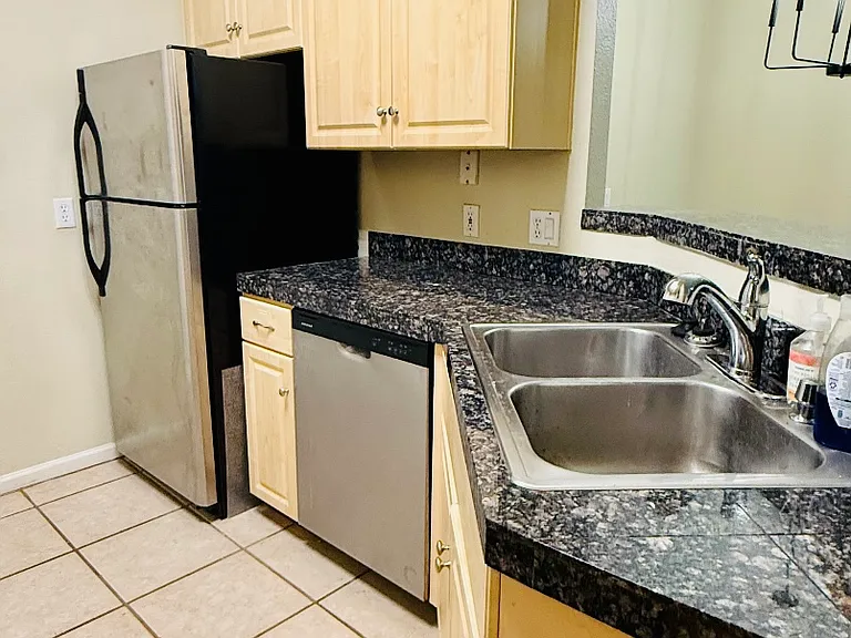 1411 E Orangewood Ave #116 — Photo 9