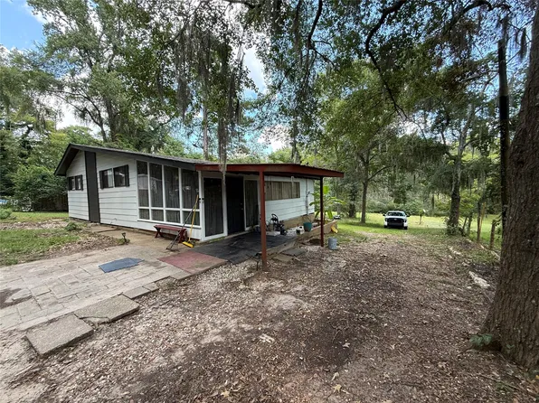 213 Dogwood Dr, Elm Grove, LA 71051