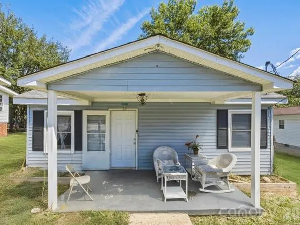 404 Clinton Ave, Lancaster, SC 29720