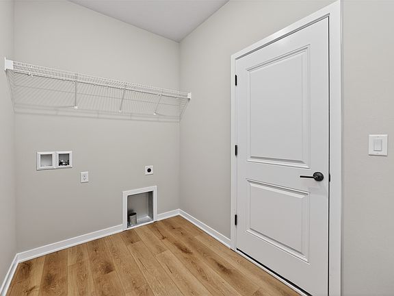 5th image of 9930 Watermeadow Cir