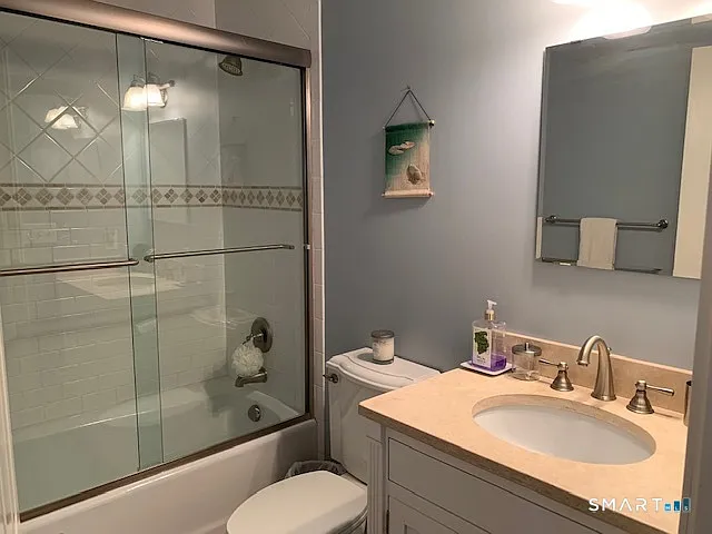 288 Davis Ave #1 — Photo 13