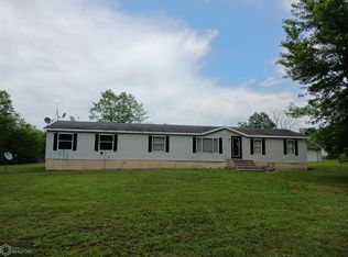 10140 Floris Rd, Floris, IA 52560