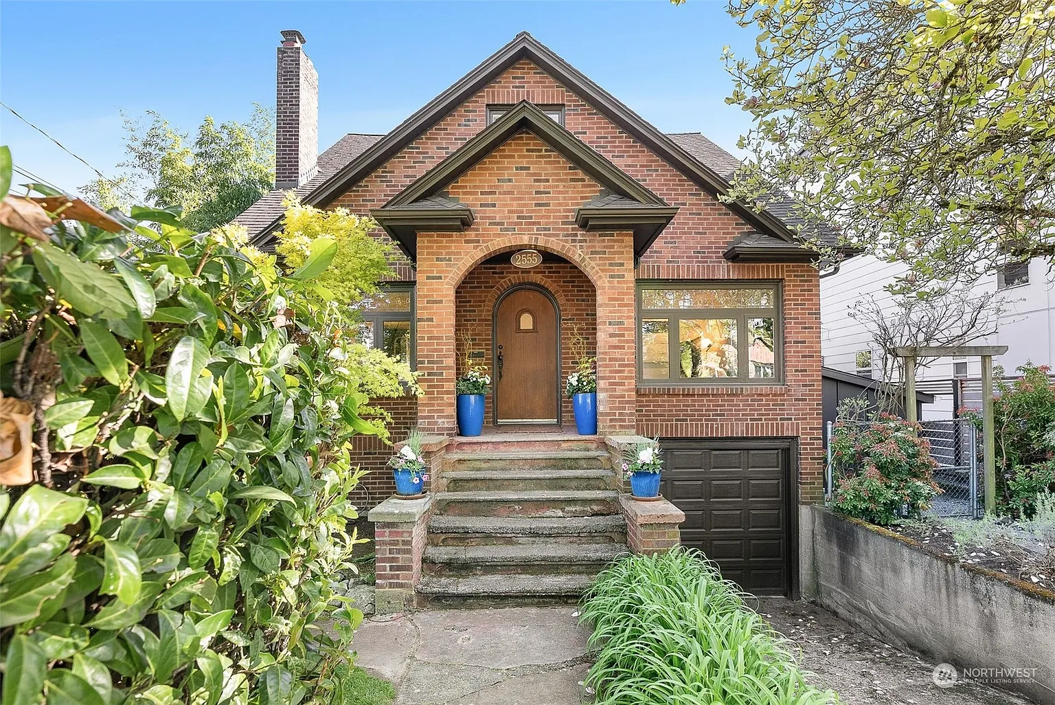 2555 S Graham Street photo 1