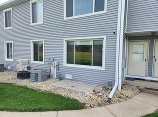 1807 Lisbon Rd APT D, Morris, IL 60450