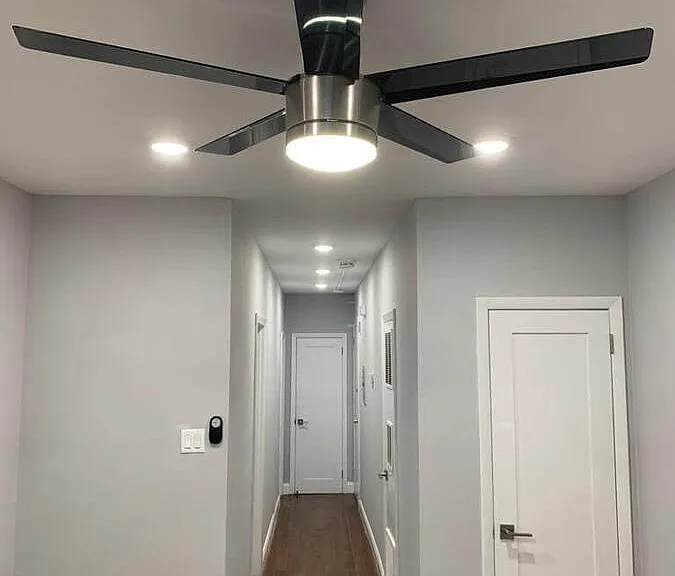 406 W Walnut Ln #2B — Photo 6