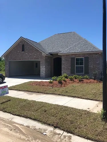 101 Lake Breeze Dr Photo 1