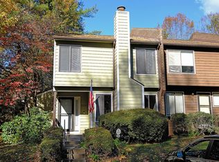 964 Sutton Ct, Charlottesville, VA 22901