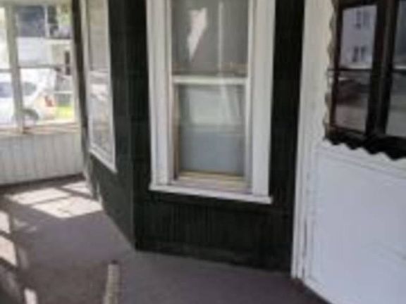 5th image of 116 Glahn Ave