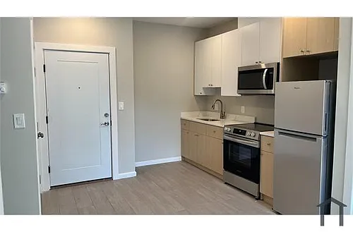 2319 Ontario Rd NW #202 Photo 1