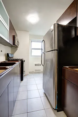 Sold by Compass | media 17
