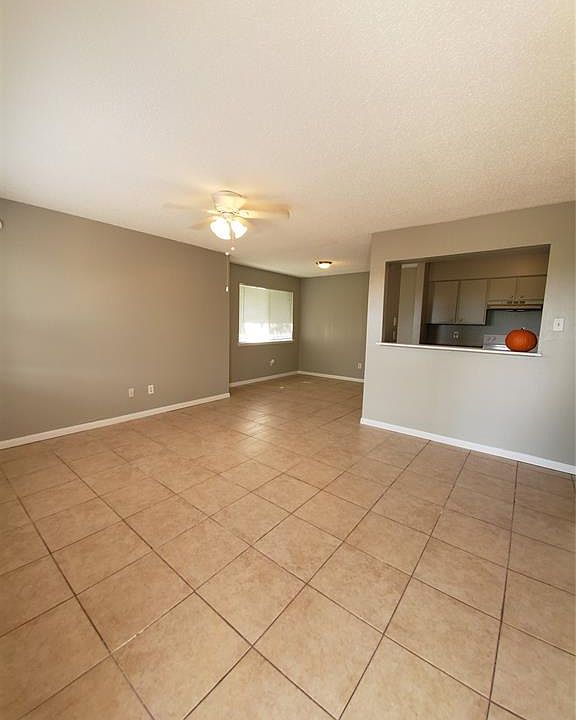 1st image of 5329 Pinewilde Dr #17-C