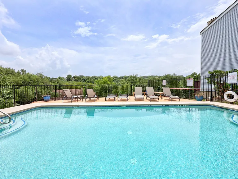 6715 Old Quarry Ln — Photo 24