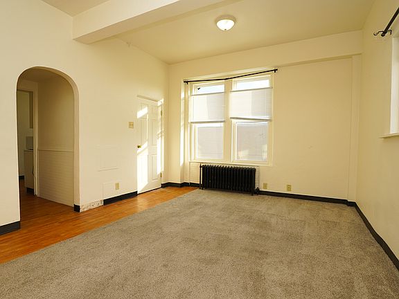 3rd image of 310 N Michigan St