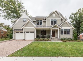 6844 28th St N, Arlington, VA 22213