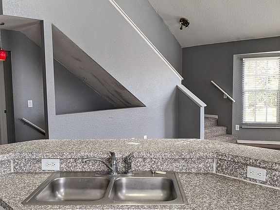 3rd image of 6392 Raleigh St APT 2812