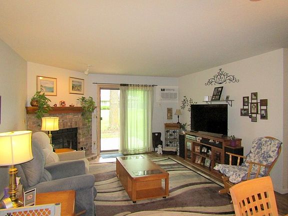 spacious living room