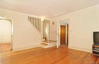 2nd image of 341 King Ave
