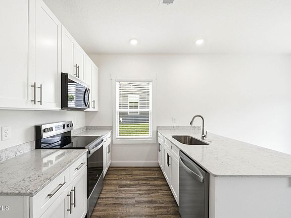 5th image of 1134 Wenna Way