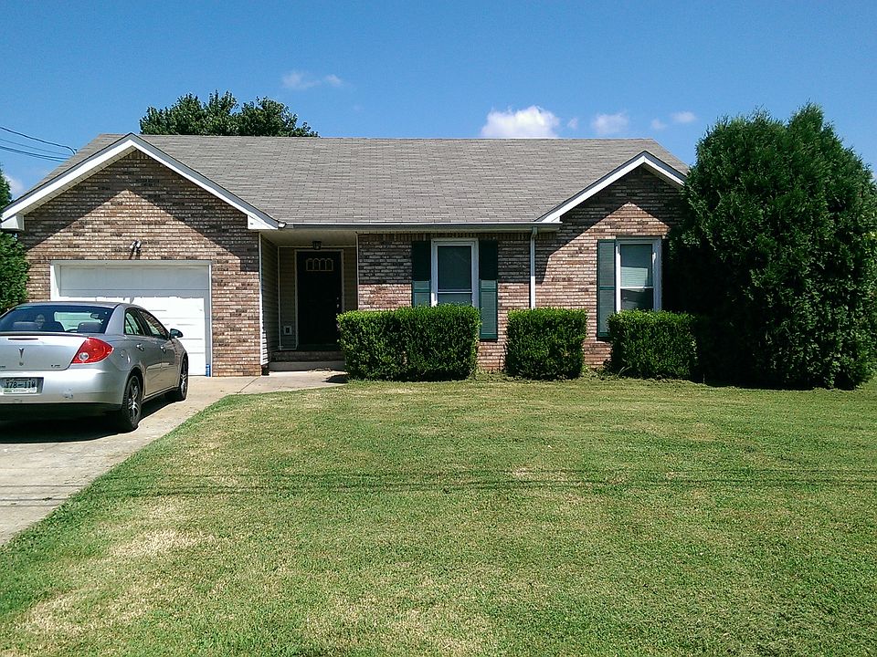 1st image of 233 Moncrest Dr
