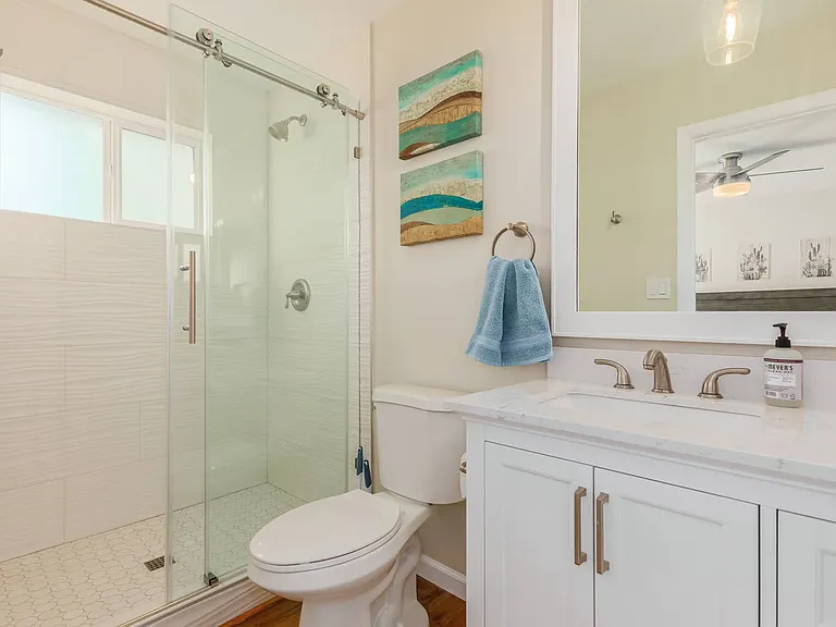 1949 E Inverness Cir — Photo 12