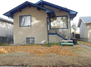 11927 67th St NW, Edmonton, AB T5B 1M2