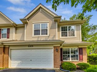 2304 Daybreak Dr, Lake In The Hills, IL 60156