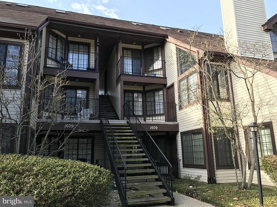 1st image of 1609 Airy Hill Ct #8D