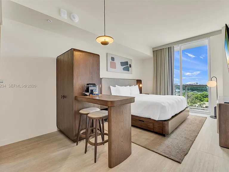 1611 SW 2nd Ave #713 — Photo 4