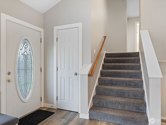 4th image of 316 Antonie Avenue N