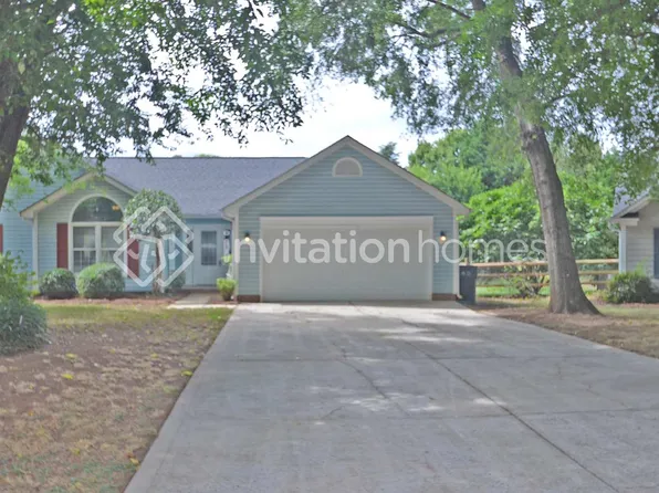 14812 Karina Falls Ct, Charlotte, NC 28273