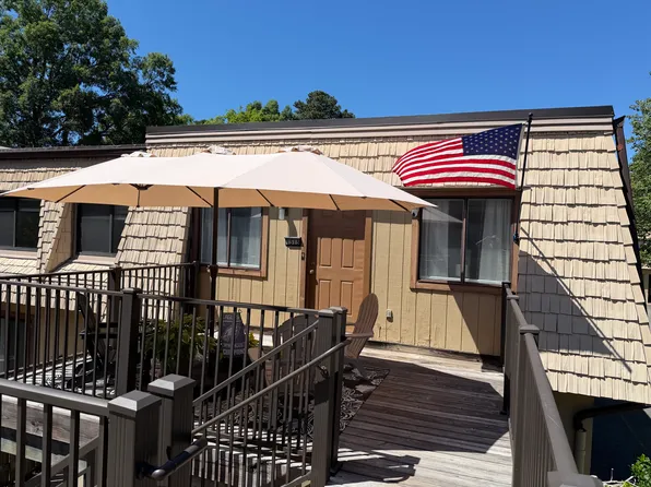 1515 Monterry Pl, Newport News, VA 23608