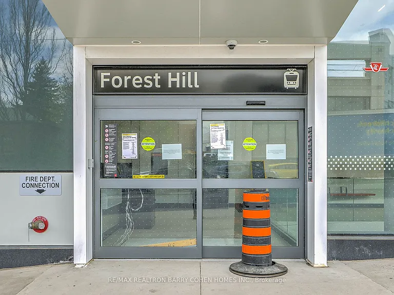 2020 Bathurst St #339 — Photo 6