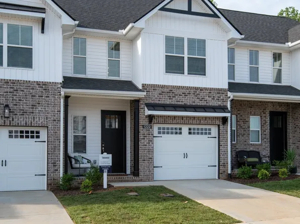 1222 Hayloft Pl, Gallatin, TN 37066