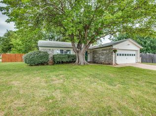 5701 Bonner Dr, Haltom City, TX 76148