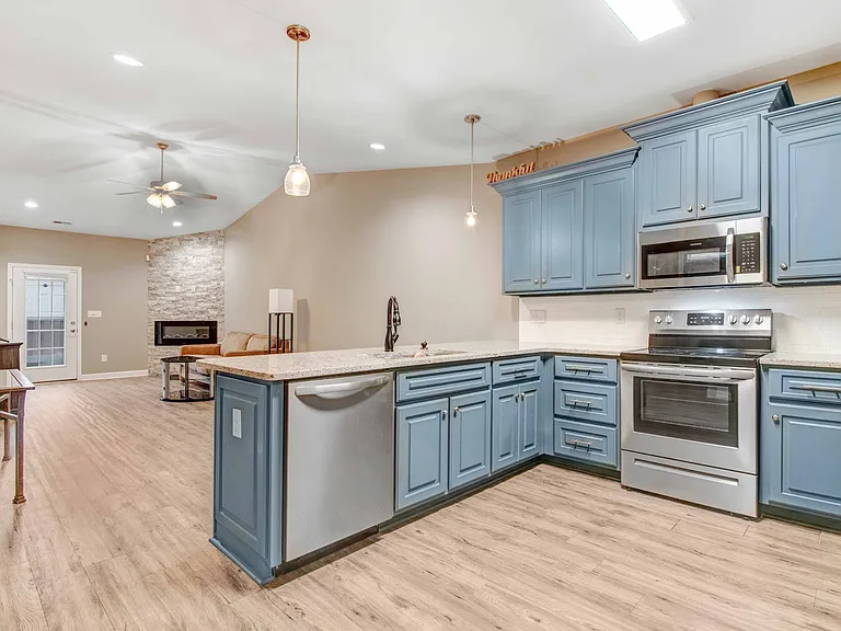 1504 S Taylor St #1 — Photo 12
