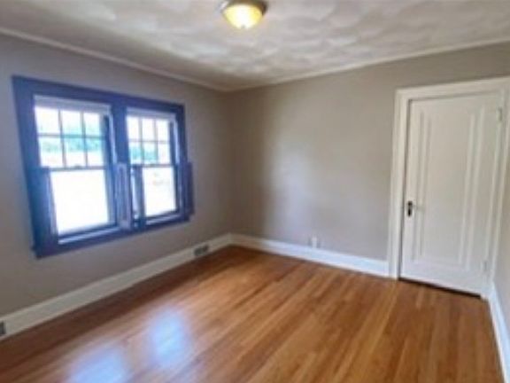 5th image of 905-907 18th St