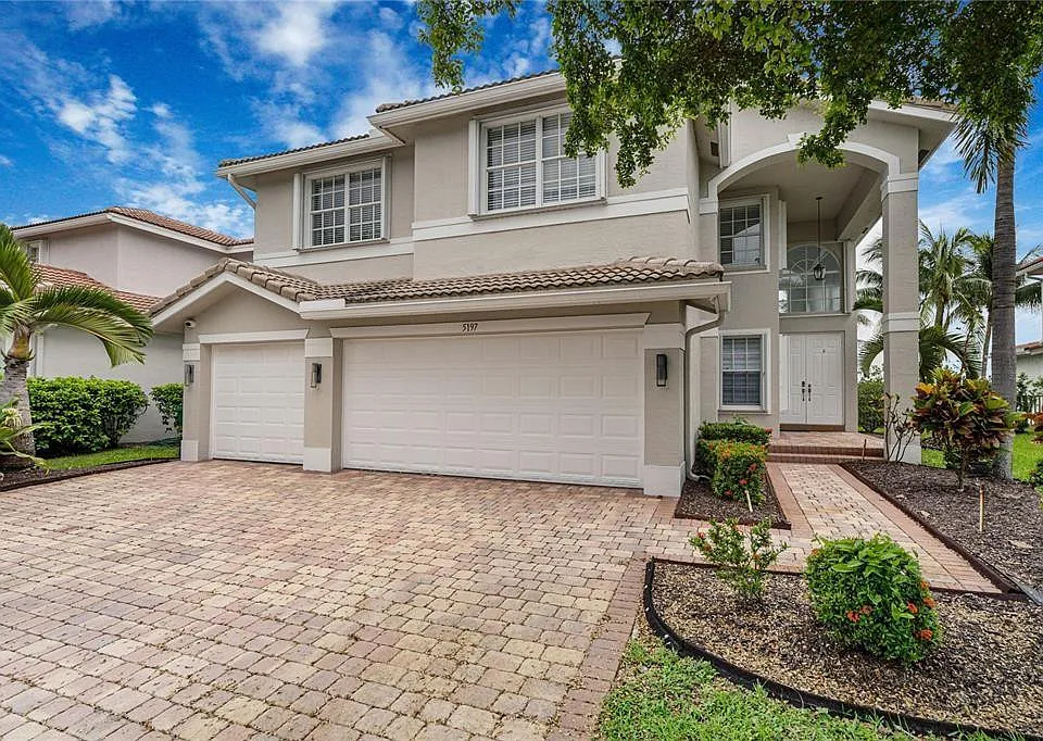 5197 SW 183rd Ave
