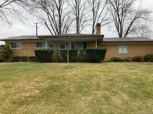 53377 Dryden St, Shelby Township, MI 48316