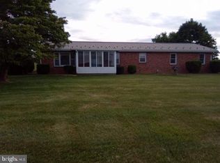 7 Buecker Rd, Delta, PA 17314