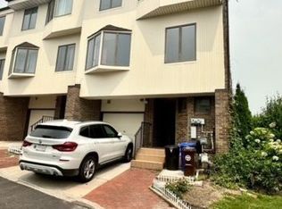 120-29 Riviera Ct, College Point, NY 11356