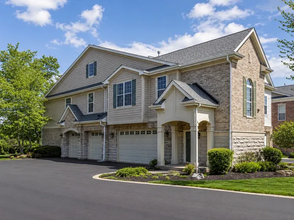 1388 Scarboro Rd, Schaumburg, IL 60193
