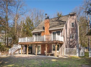 25 Twilight Dr, Granby, CT 06035