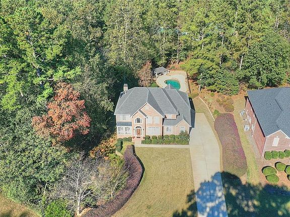 2nd image of 220 Camden Creek Ct