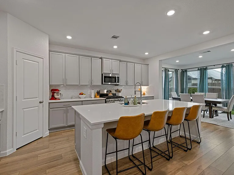 18323 Tiger Flowers Dr — Photo 10