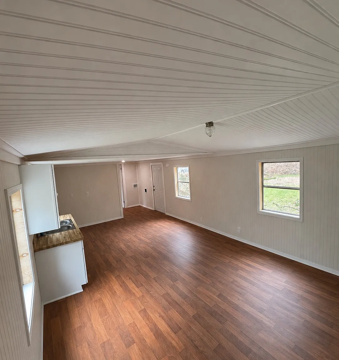 2 bed, $1,150 — Photo 2