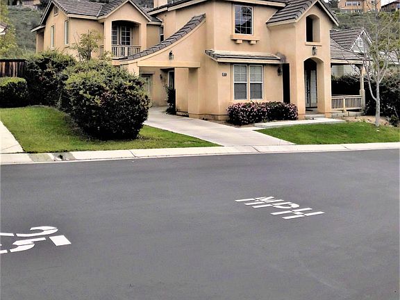 2nd image of 1550 Glencrest Dr #1700